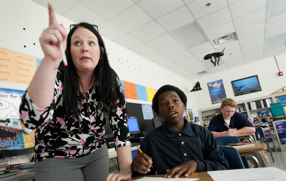2013-05 Fort Hill - Community school